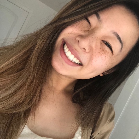 🌸Stephanie’s Closet🌸 - Picture 1 of 1